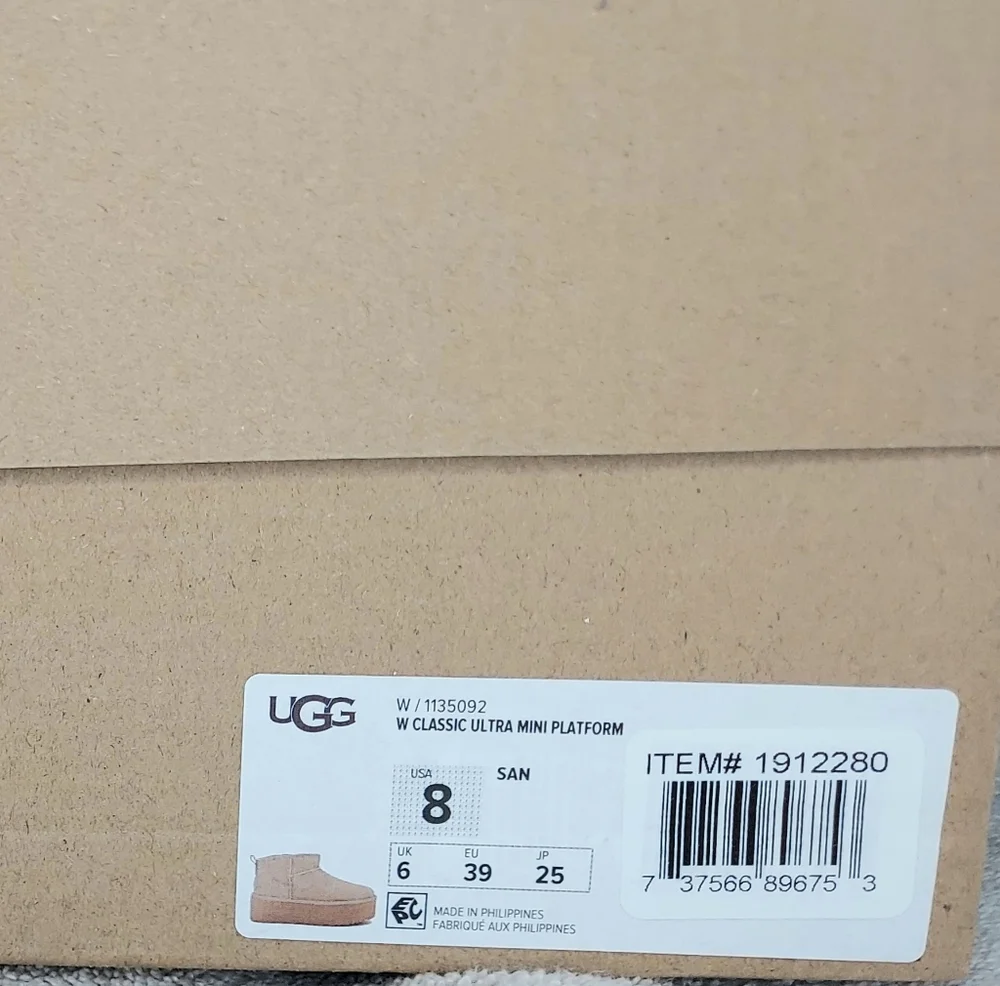 UGG Classic Ulta Mini SandWomen's Platform Ankle Boots Size 8 NWT Chunky Preppy
